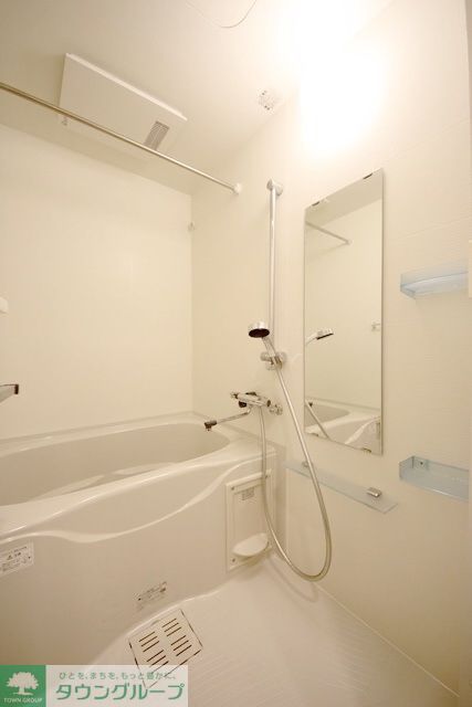 バス・シャワールーム　同物件別部屋写真
