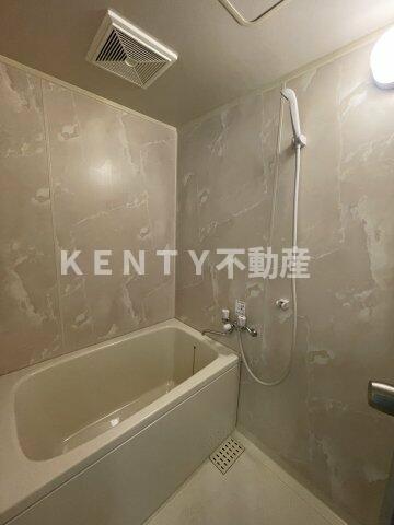 バス・シャワールーム　日々の疲れを癒すお風呂付です