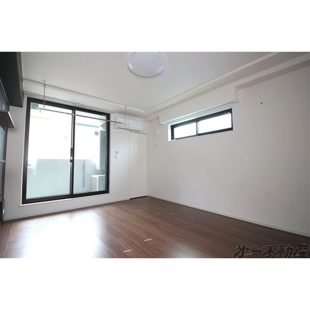 建物外観　洋室