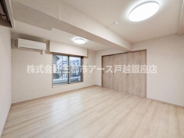 居室・リビング　Ｗｅａｖｅ　Ｂａｓｅ　ＯＭＯＲＩ