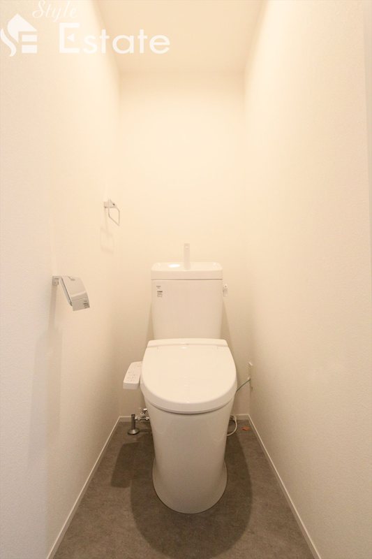 トイレ　同仕様内装