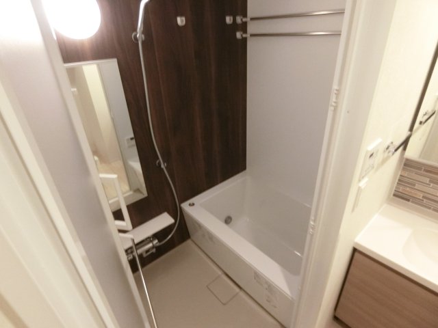 バス・シャワールーム　他のお部屋の参考写真となります。