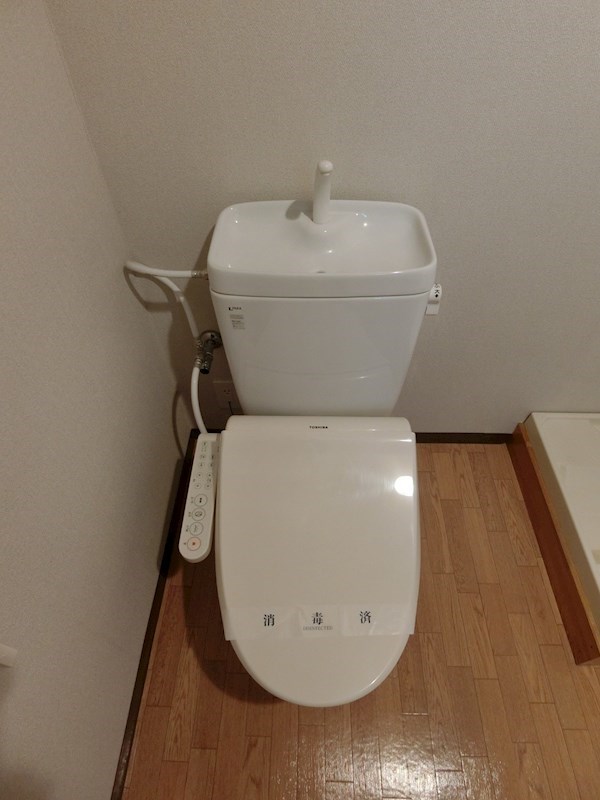 トイレ　※過去写真使用