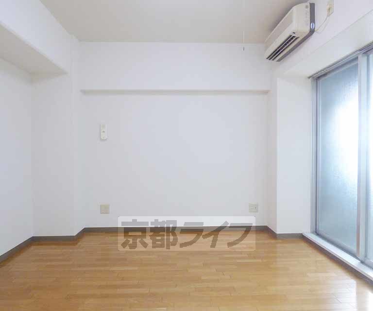 居室・リビング　広々としたお部屋です。