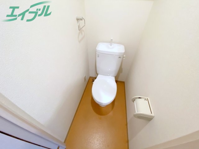 トイレ　反転同型タイプ