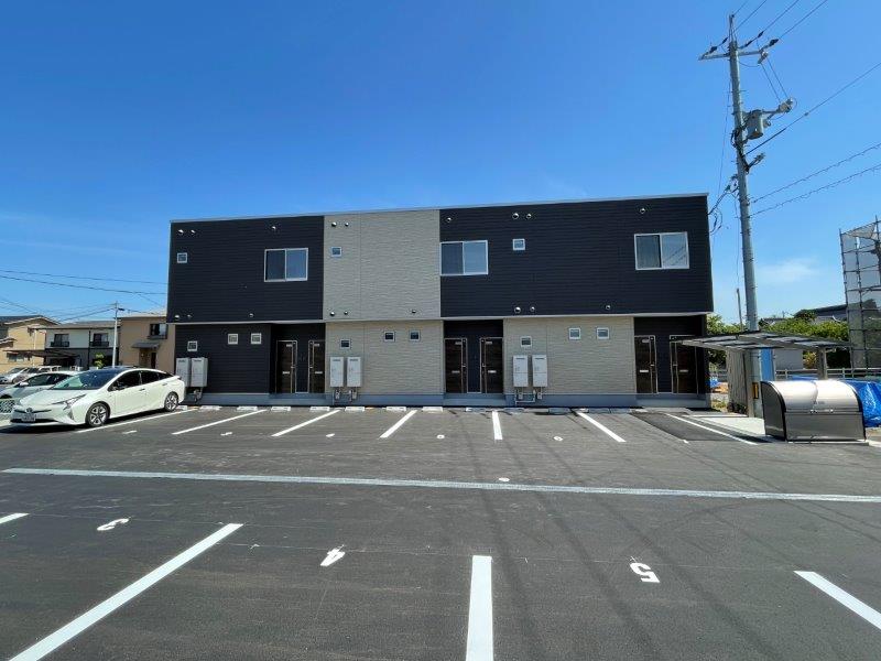 建物外観　Nスタイルホームにお任せ下さい♪