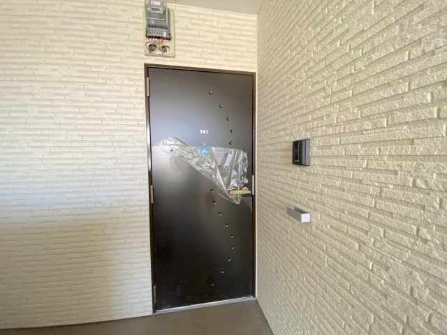 玄関　明るい玄関です