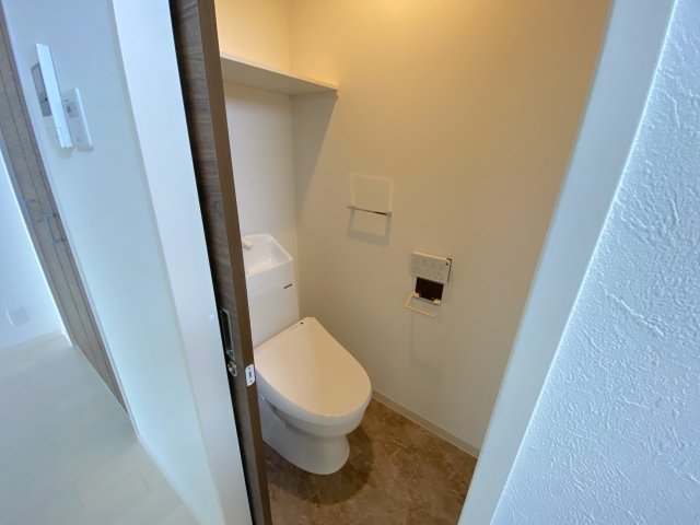 トイレ　落ち着いたトイレです