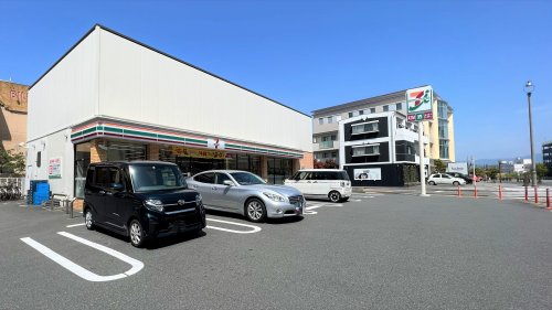 コンビニ　セブンイレブン 沼津駅北口店（コンビニ）まで221m