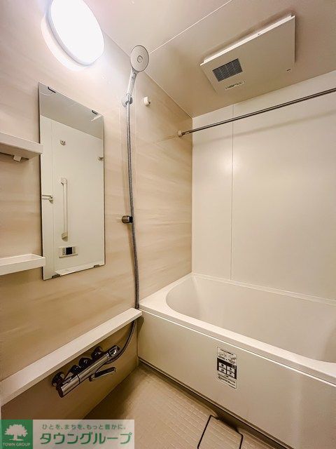 バス・シャワールーム　※写真は同タイプ住戸です。