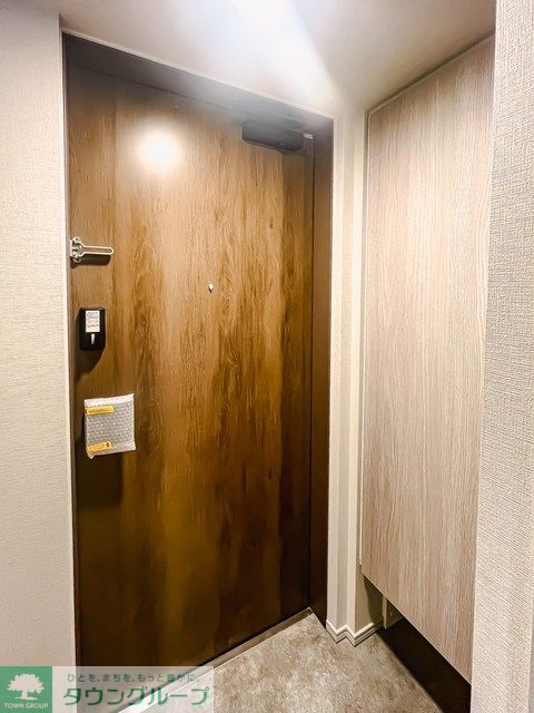 玄関　※写真は同タイプ住戸です。