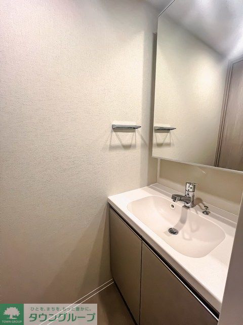洗面設備　※写真は同タイプ住戸です。