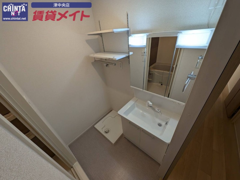 洗面設備　同型タイプ画像