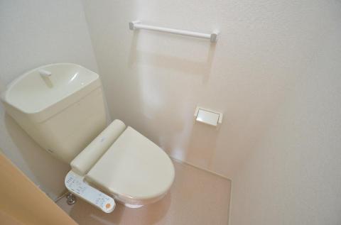 トイレ　シャワー付トイレ