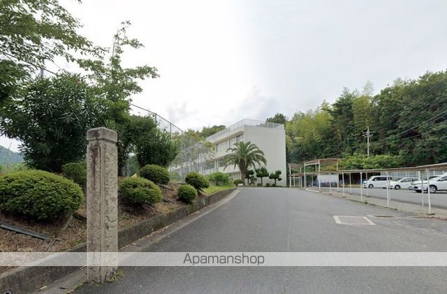 小学校　灘小学校（小学校）まで3386m