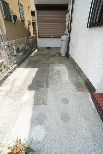 駐車場　軽自動車～小型車のみ※２０１９年８月撮影