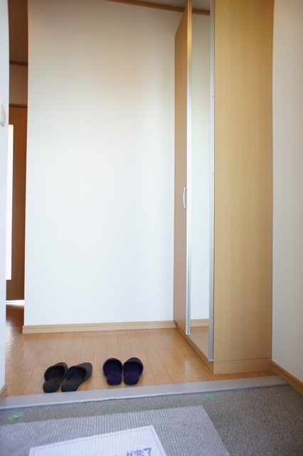 玄関　図面と現状に相違がある場合には現状を優先