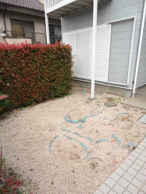 バルコニー　♪小さいけどお庭付き！♪