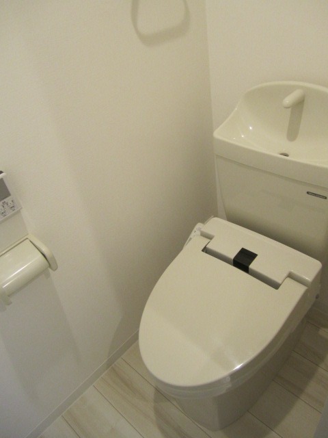 トイレ　コンパクトで使いやすいトイレです