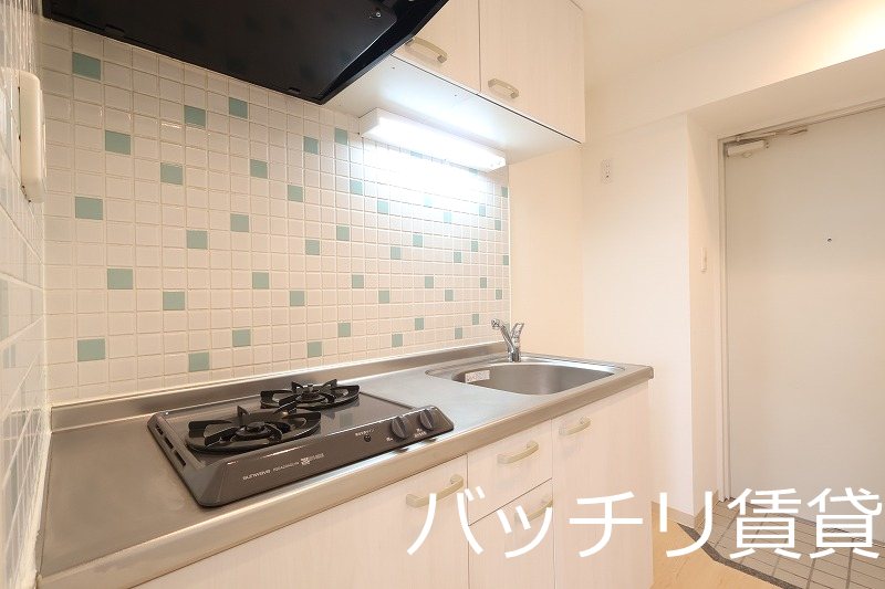 キッチン　画像は、同型タイプの為、現状を優先いたします。