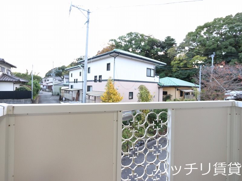 バルコニー　別号室の画像。現況優先