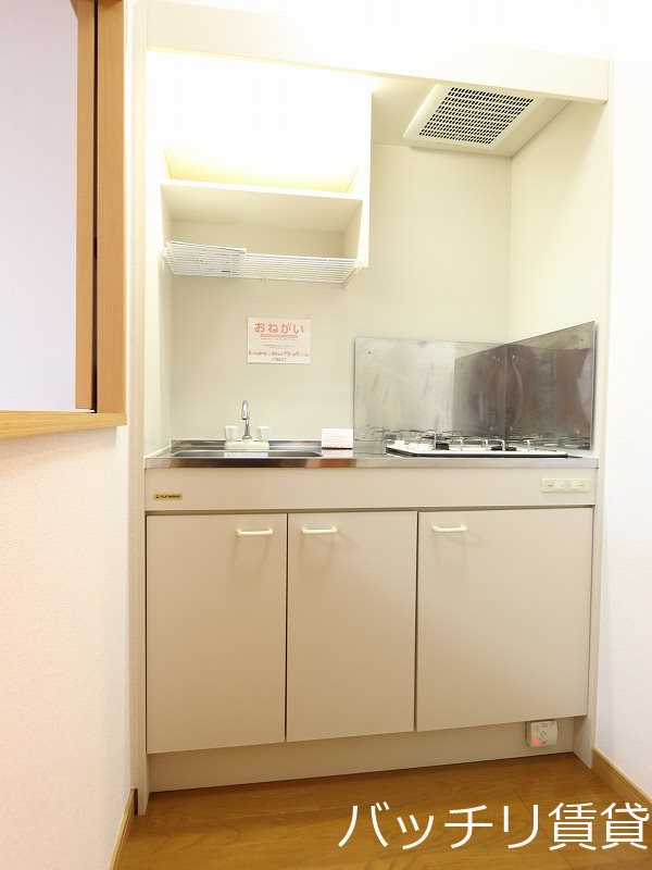 キッチン　別号室の画像。現況優先