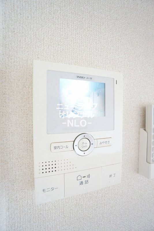セキュリティ　事前に訪問者を目視してから対応できるTVモニターホン付☆