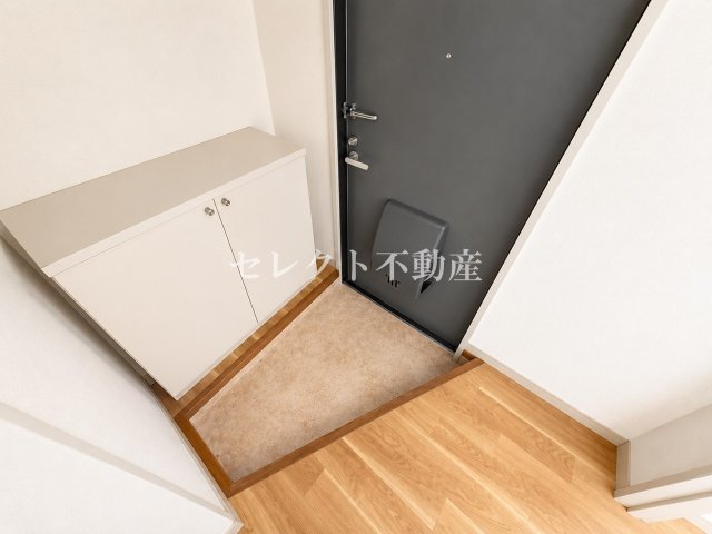 玄関　【シャルマンドミールA】