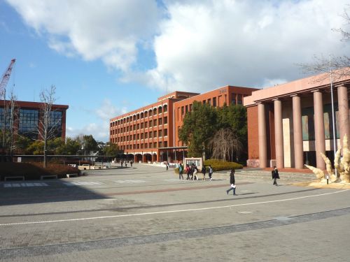 大学・短大　龍谷大学深草キャンパス（大学・短大）まで2178m