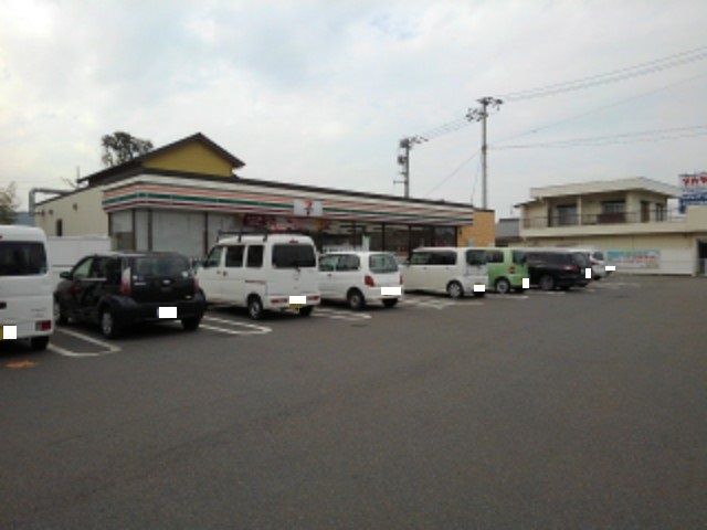 コンビニ　セブンイレブン新居浜松木店様（コンビニ）まで450m