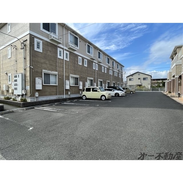 駐車場　駐車場