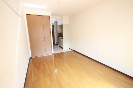 居室・リビング　写真は別の部屋のものです。