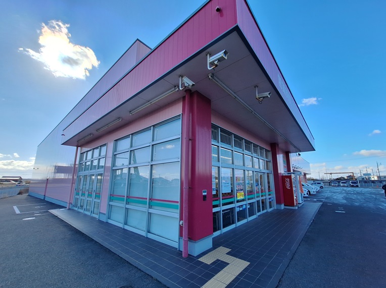 ドラックストア　ディスカウントドラッグコスモス植松店（ドラッグストア）まで503m