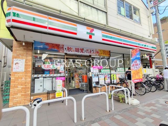 コンビニ　セブンイレブン目黒柿の木坂1丁目店（コンビニ）まで211m