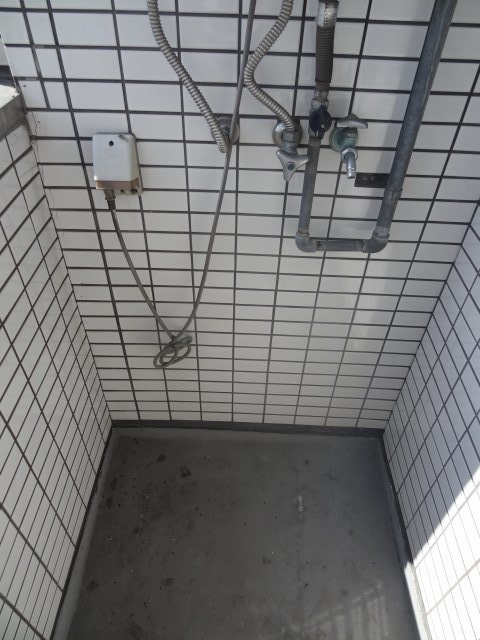 その他　室外洗濯機置場