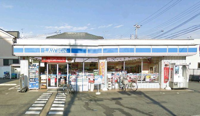 コンビニ　ローソン鳥羽店（コンビニ）まで270m