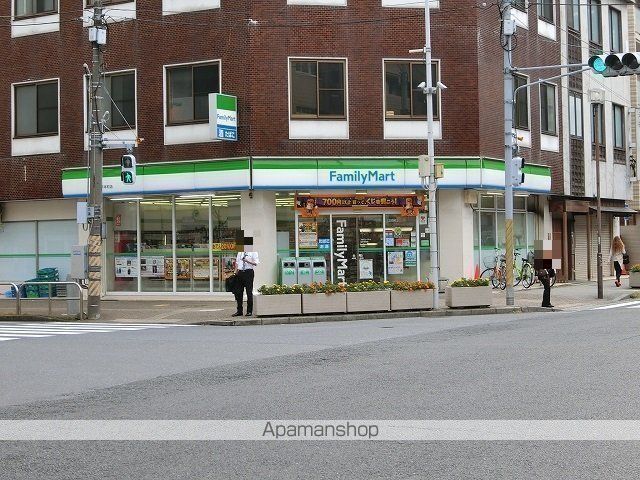 コンビニ　ファミリーマート松戸本町店（コンビニ）まで135m