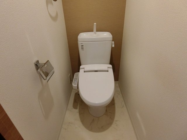 トイレ　※別号室参考画像