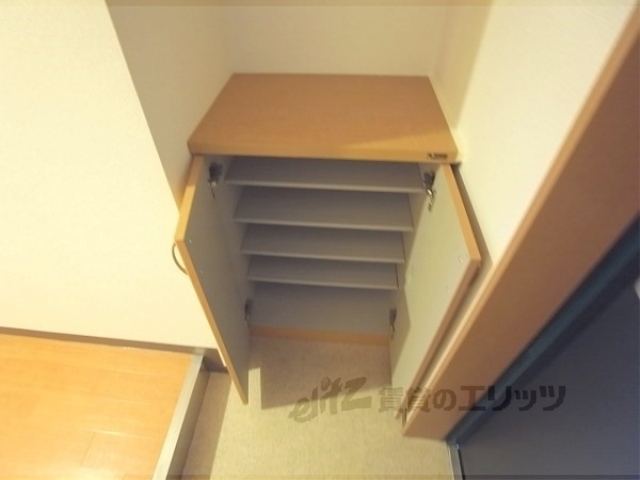 収納　下駄箱