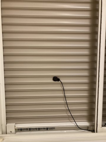 その他設備　シャッター雨戸ついてます