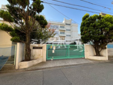 中学校　大田区立六郷中学校（中学校）まで320m
