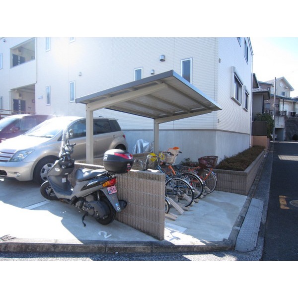 その他共有部分　屋根付きの駐輪場