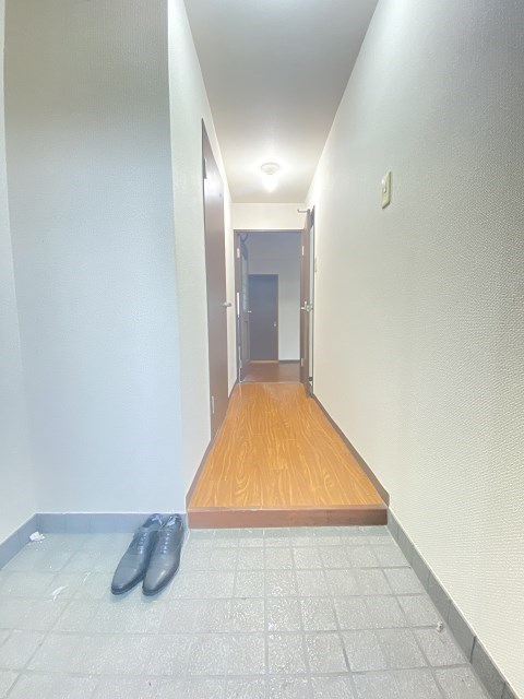 玄関　収納もある玄関です