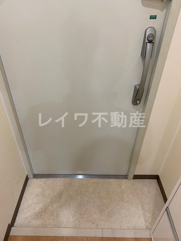 玄関　落ち着いた玄関です