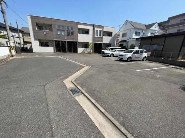 建物外観　外観写真（昼）