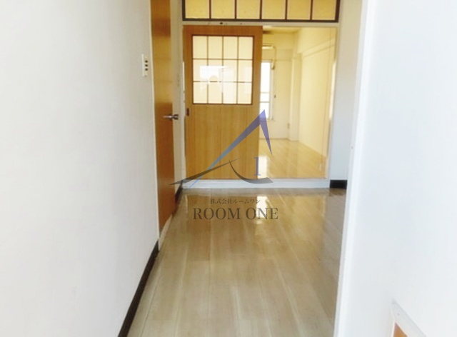 玄関　玄関です。