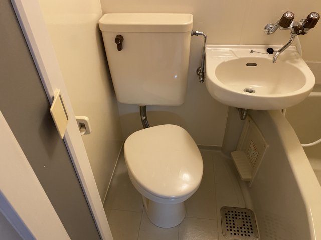飾磨中村コーポのトイレ写真