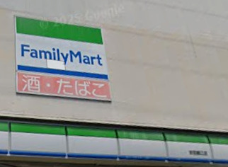 コンビニ　ファミリーマート 安芸鶴江店（コンビニ）まで166m