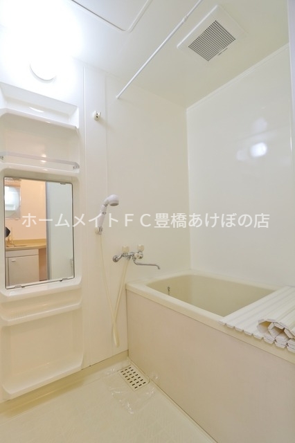 バス・シャワールーム　同型別部屋写真