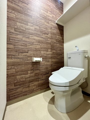 フジパレス中野VI番館のトイレ写真